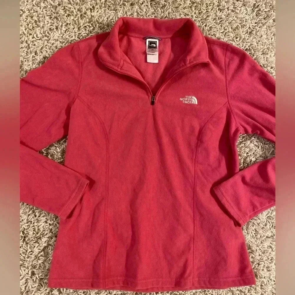 The north face hoodie size M